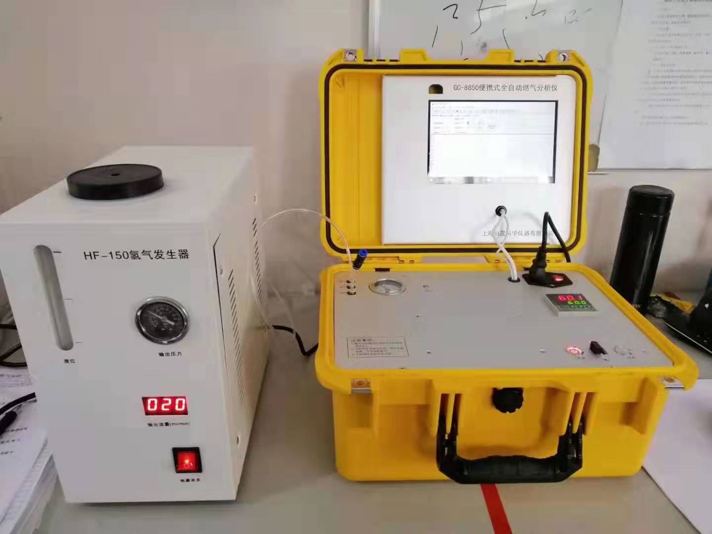 天然氣分析儀安裝調(diào)試現(xiàn)場圖片